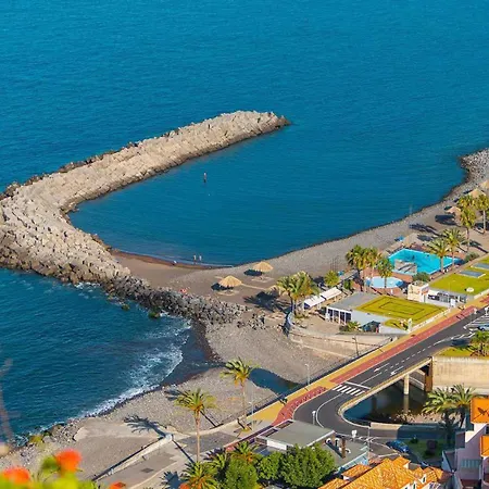 - H Ribeira Brava
