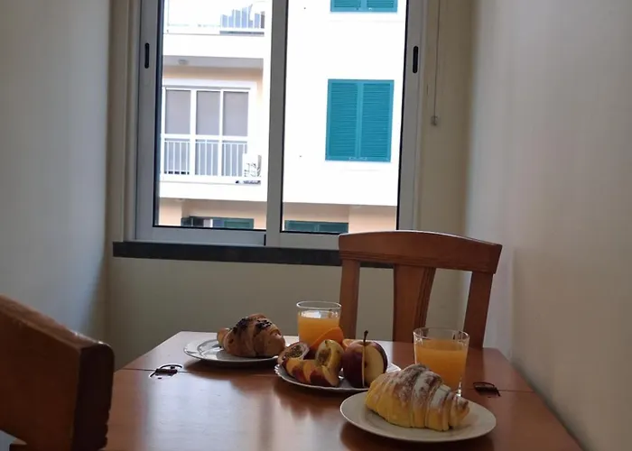 - H Appartamento Ribeira Brava