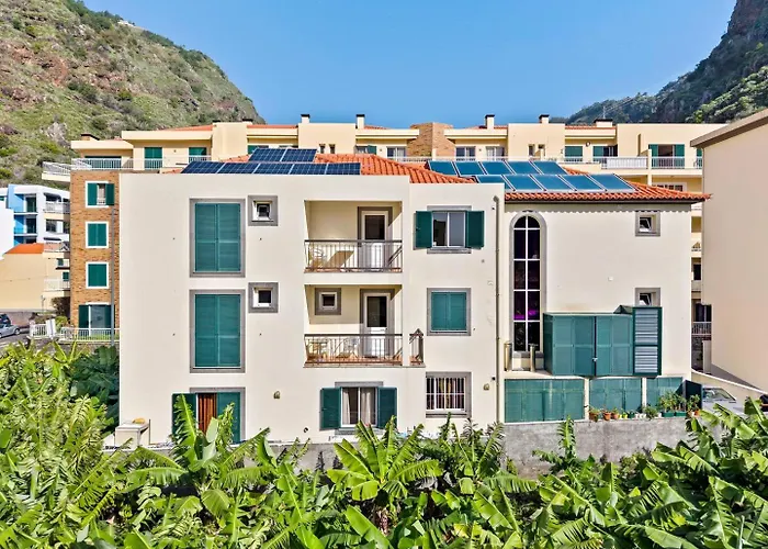 - H * 里贝拉布拉瓦